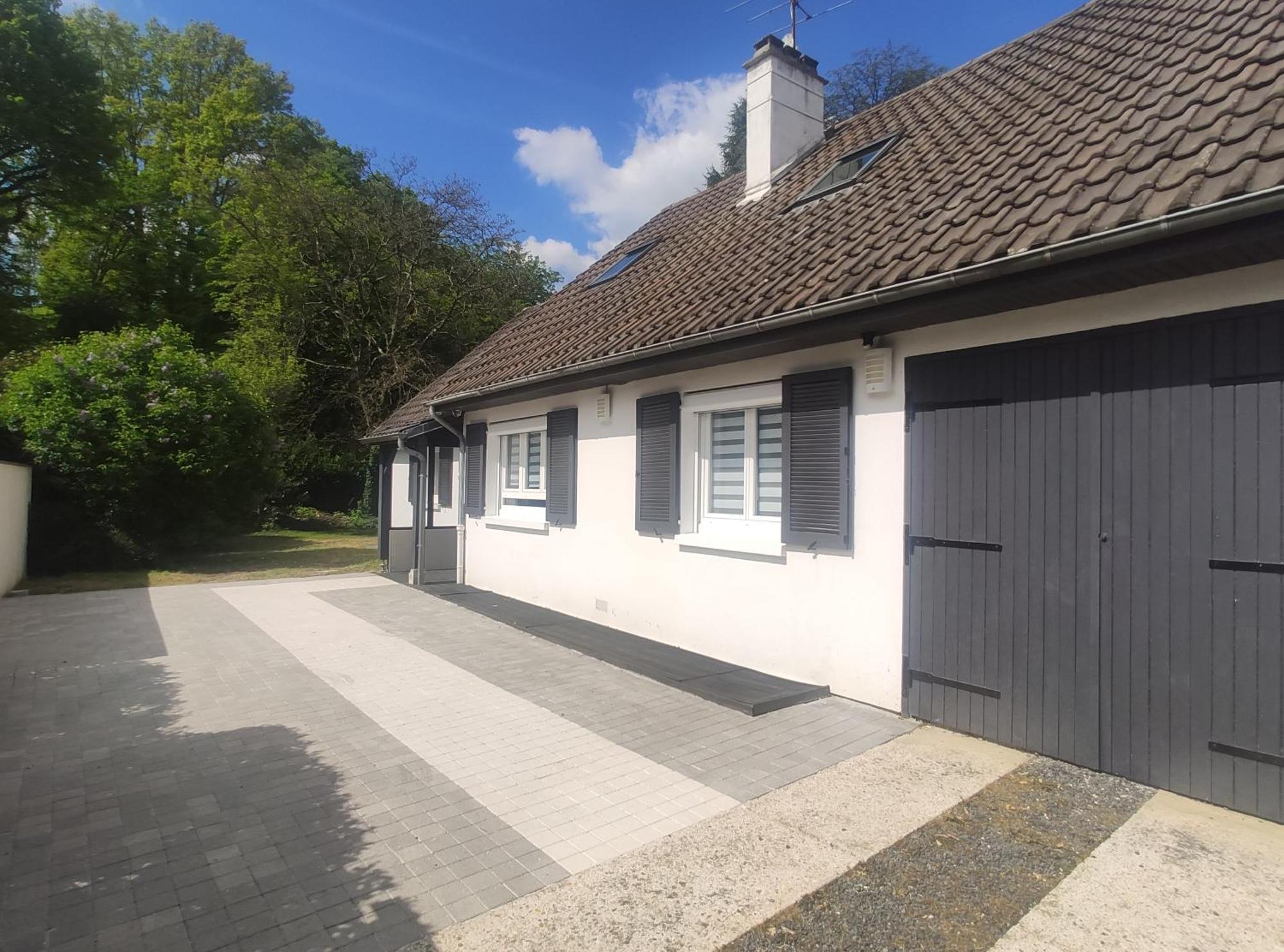 Maison Avec Jardin - 10 Pers - Proche Paris Disney & Golf - Ideal Pro & Familles Lesigny  ภายนอก รูปภาพ